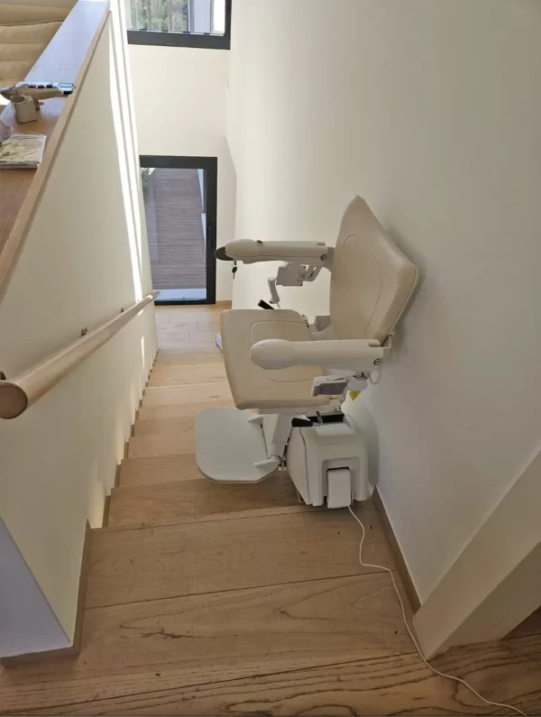 H1100 Koltuk Asansörü